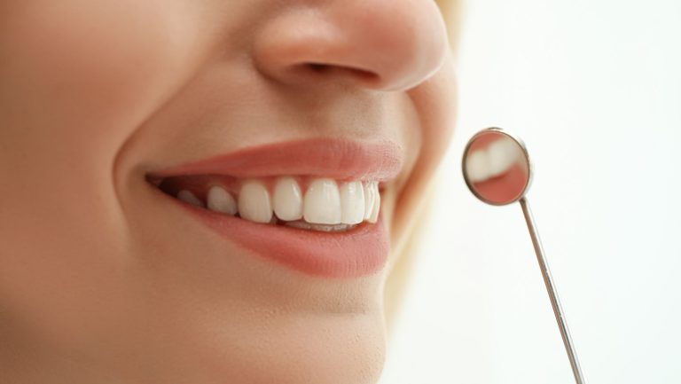 Zdrowy uśmiech na całe życie: Rola ortodoncji w utrzymaniu prawidłowej zgryzu